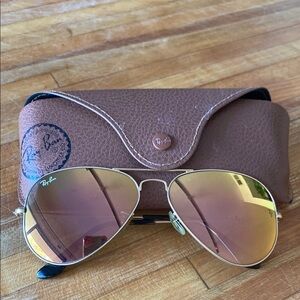 Ray-Ban Gold Aviator Sunglasses with Brown Case